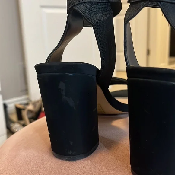 Black Spring Shoes - Picture 4 of 8